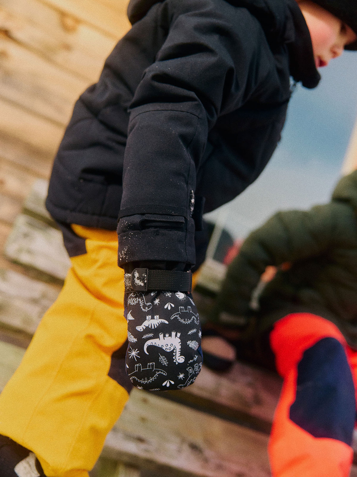Auclair Snuggle Mitts Junior 2027